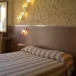 Les Pins Hotel 2*