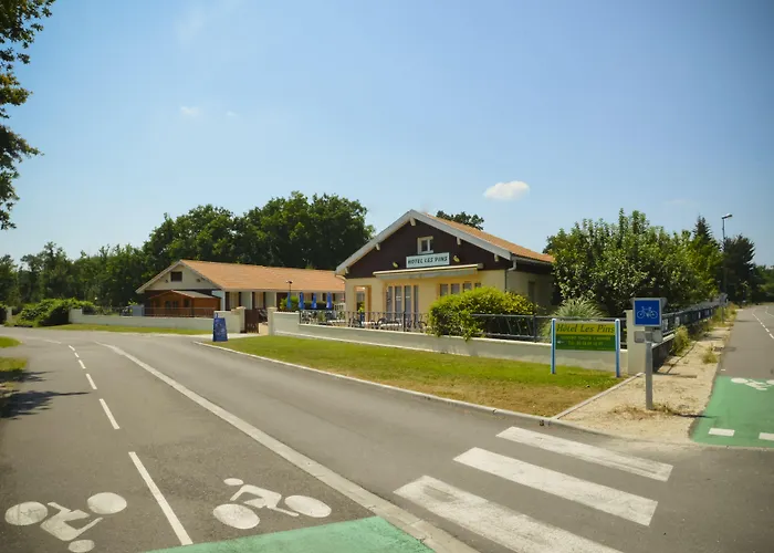 Hotel Les Pins Hourtin